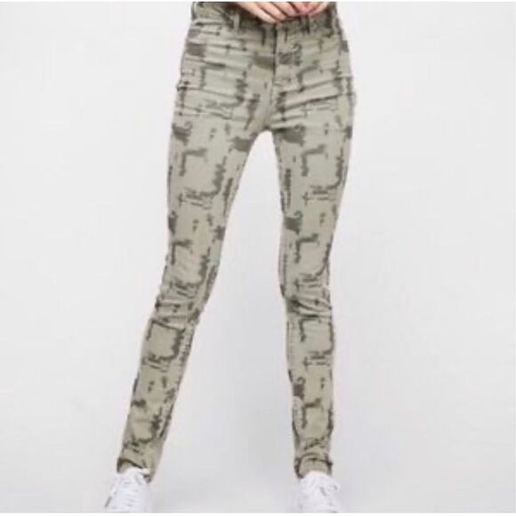 Free People Green & Khaki High Rise Skinny Long and Lean Jeans Size 26 - Picture 13 of 13